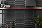  Ambiente revestimiento arrow_5x25_black_kitchen-723x1024