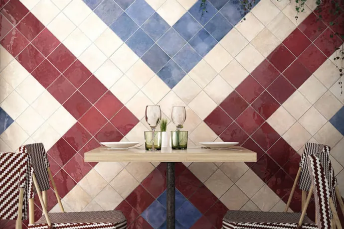 Ambiente revestimiento artisan_132x132_ochre_burgundy_blue_bar-716x1024