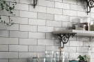  Ambiente revestimiento artisan_65x20_white_kitchen-768x1024