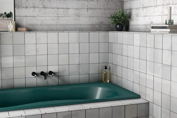  Ambiente revestimiento artisan_132x132_white_bath-1024x854