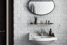  Ambiente revestimiento carrara_metro_75x150_brillo_bano-1018x1024