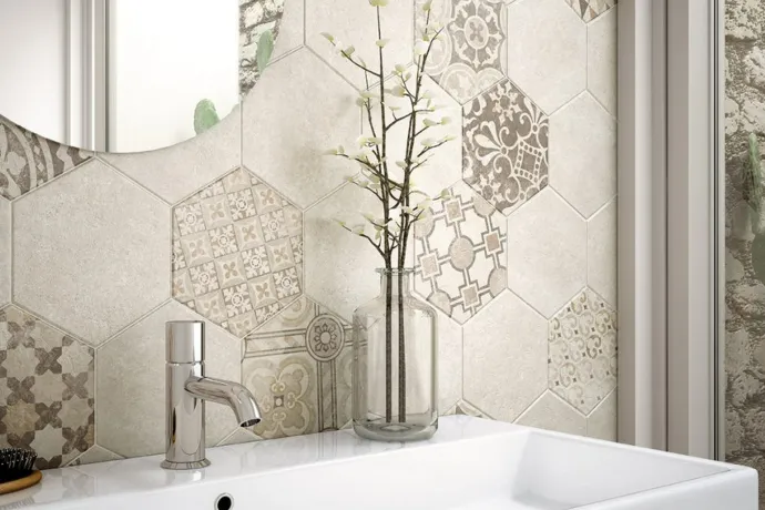 Ambiente porcelanico hexatile_cement_calido_det-936x1024