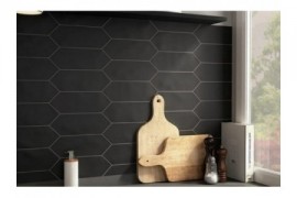 Ambiente porcelanico kite_black_kitchen-684x1024