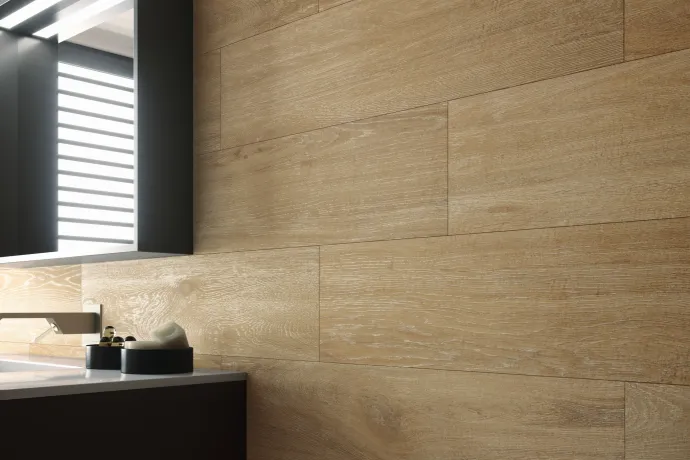 Ambiente porcelanico ambte lesny almond 22x90 baÑo