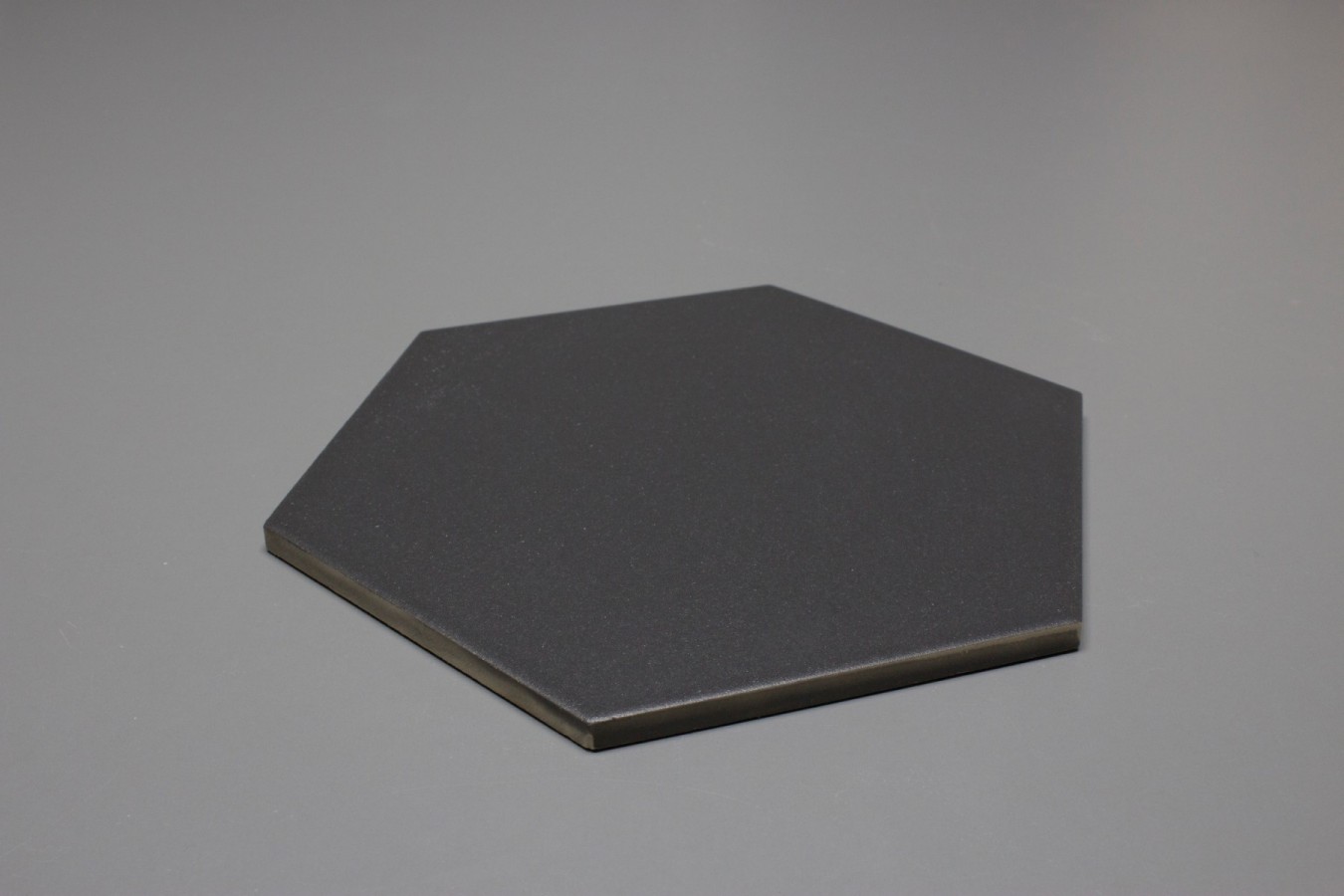  Pavimento hexa graphite matt