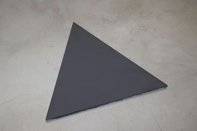  Pavimento triangle graphite matt 2 