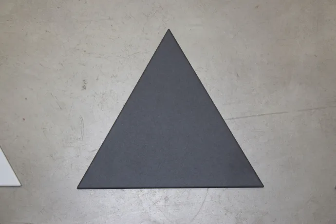  Pavimento triangle graphite matt